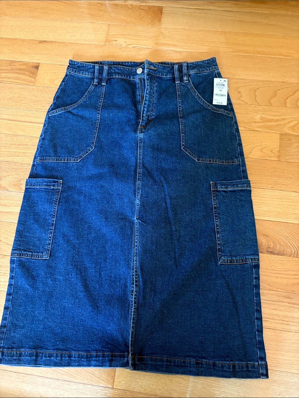 NWT Dark Blue Denim Cargo Midi Skirt — Women size 14